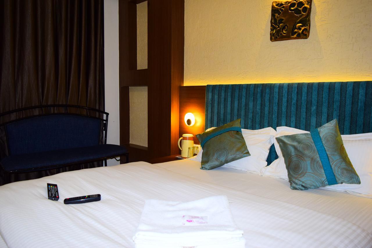 Hotel Chandragupta Udždžain Exteriér fotografie